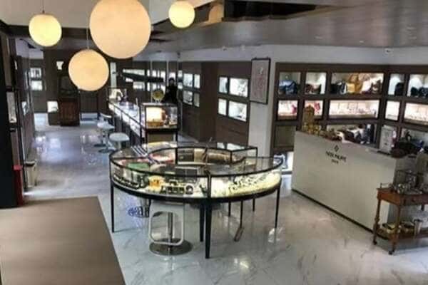 兴安盟乌兰浩特市佳哥鉴酒商行
