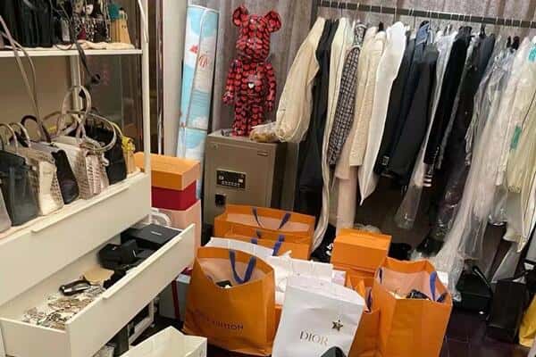 兴安盟乌兰浩特市回收一线品牌衣服